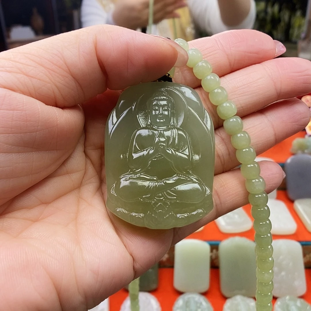 颈饰未镶嵌和田玉神*