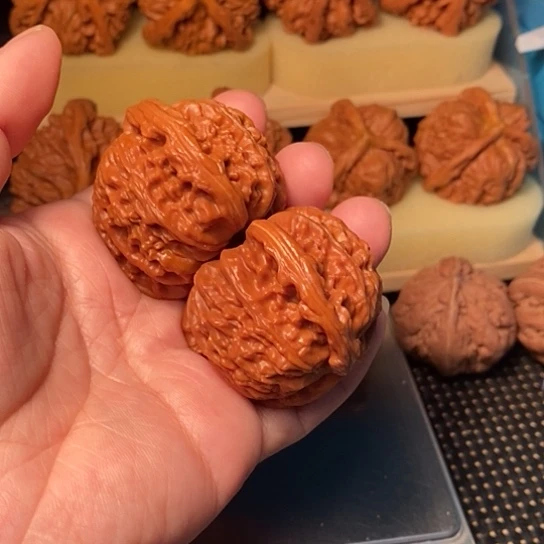 桑***晚文玩核桃吊坠核桃