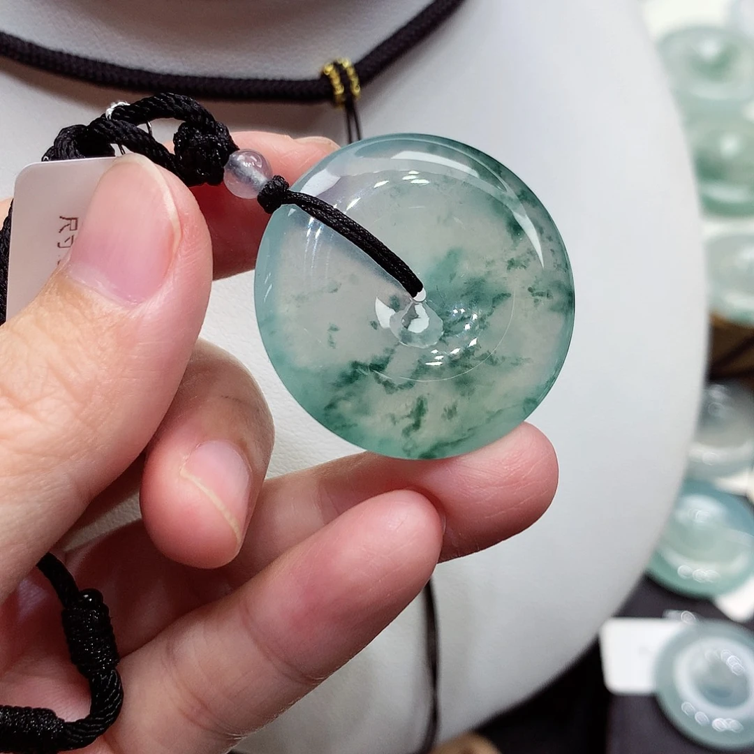 颈饰未镶嵌翡翠编号70，30.3/5.7