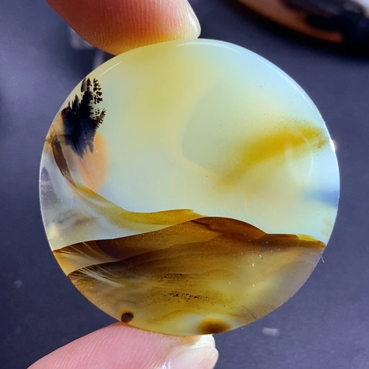 玛瑙/玉髓颈饰未镶嵌微*着