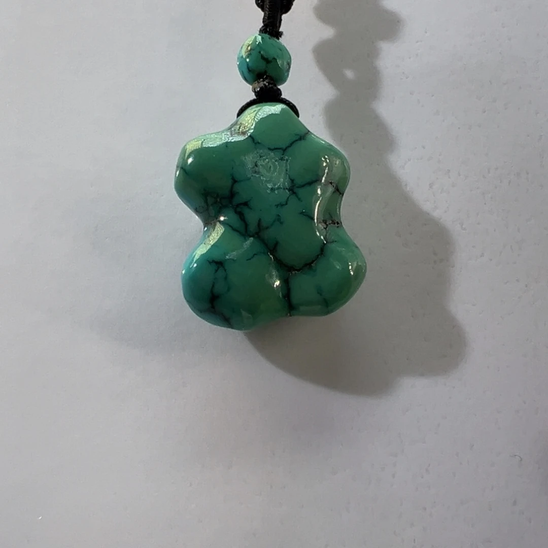 绿松石未镶嵌挂件