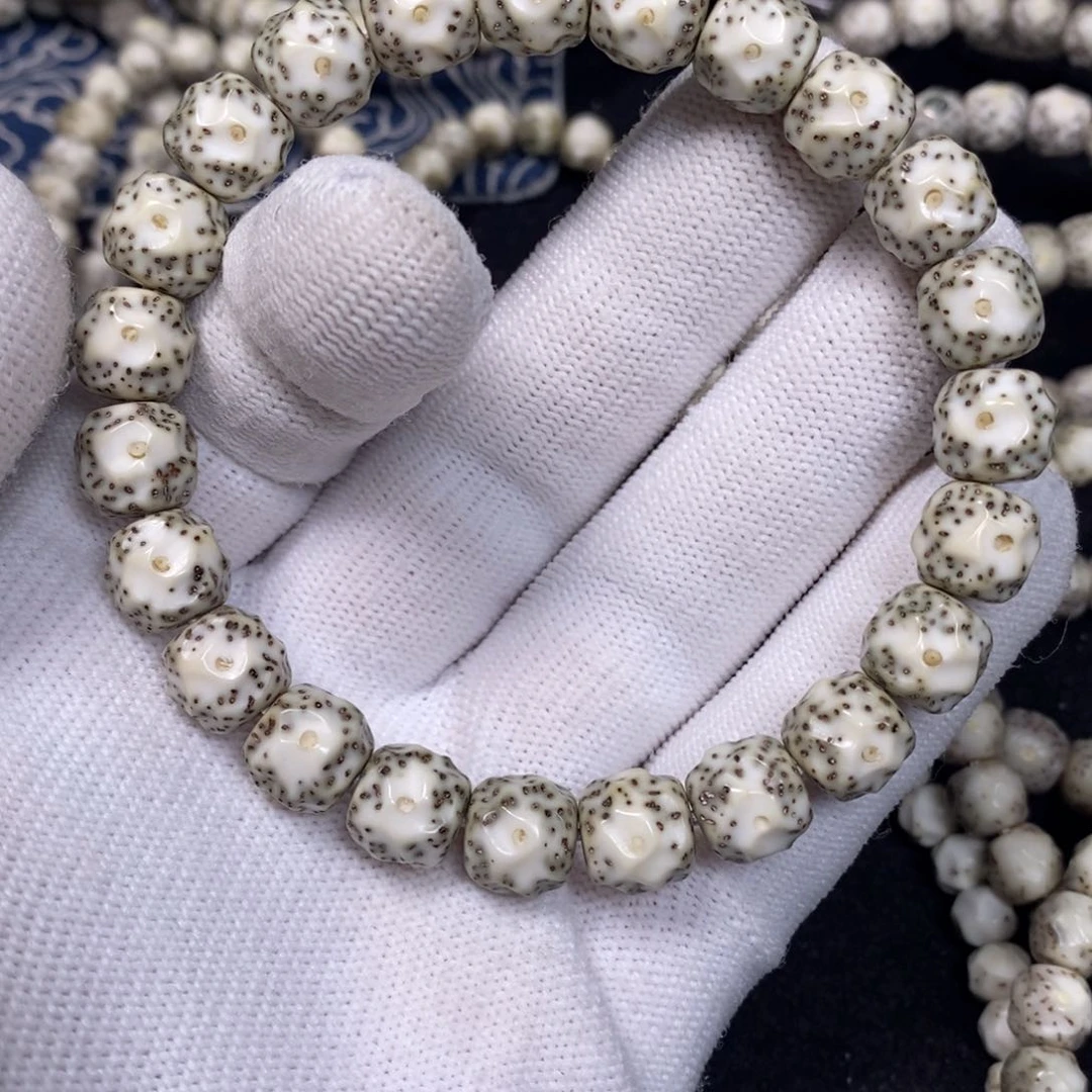 星月菩提吊坠大眼睛无相单圈10*9