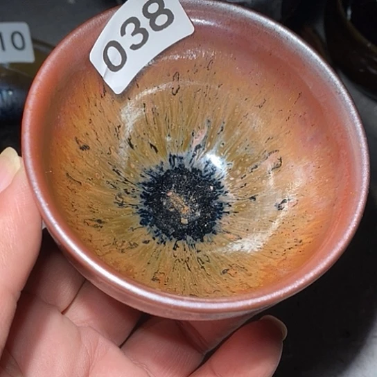 茶盏是因为一切不开心