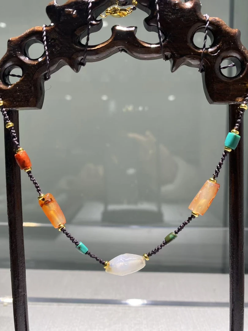 老缠丝玛瑙老玛瑙管绿松搭配