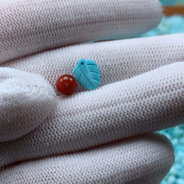 南红玛瑙未镶嵌珠宝奇石