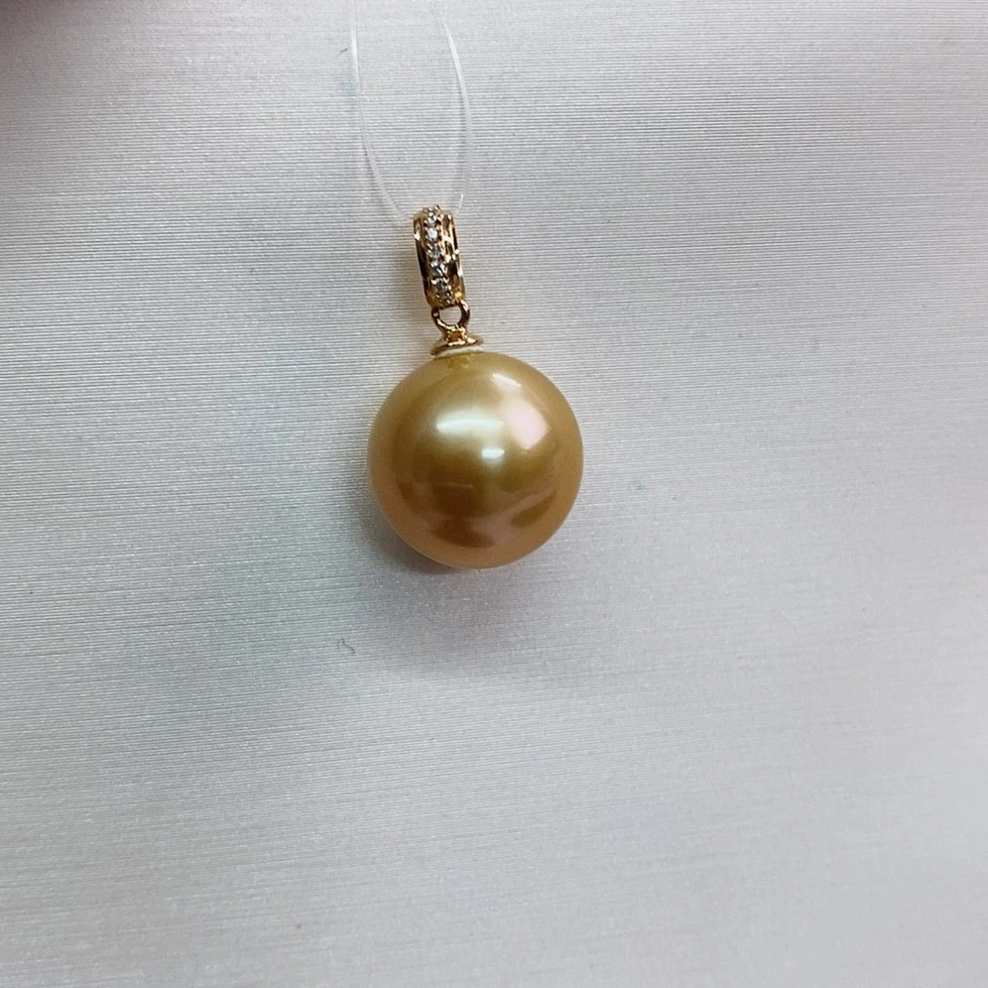 吊坠(不含链)18K金镶嵌海水珍珠10-11钻