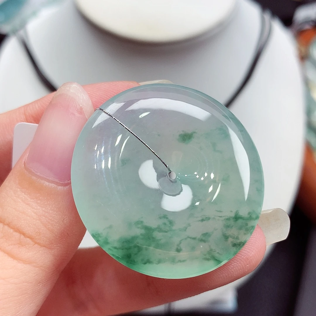 翡翠未镶嵌颈饰翡翠116，34.5/5.7