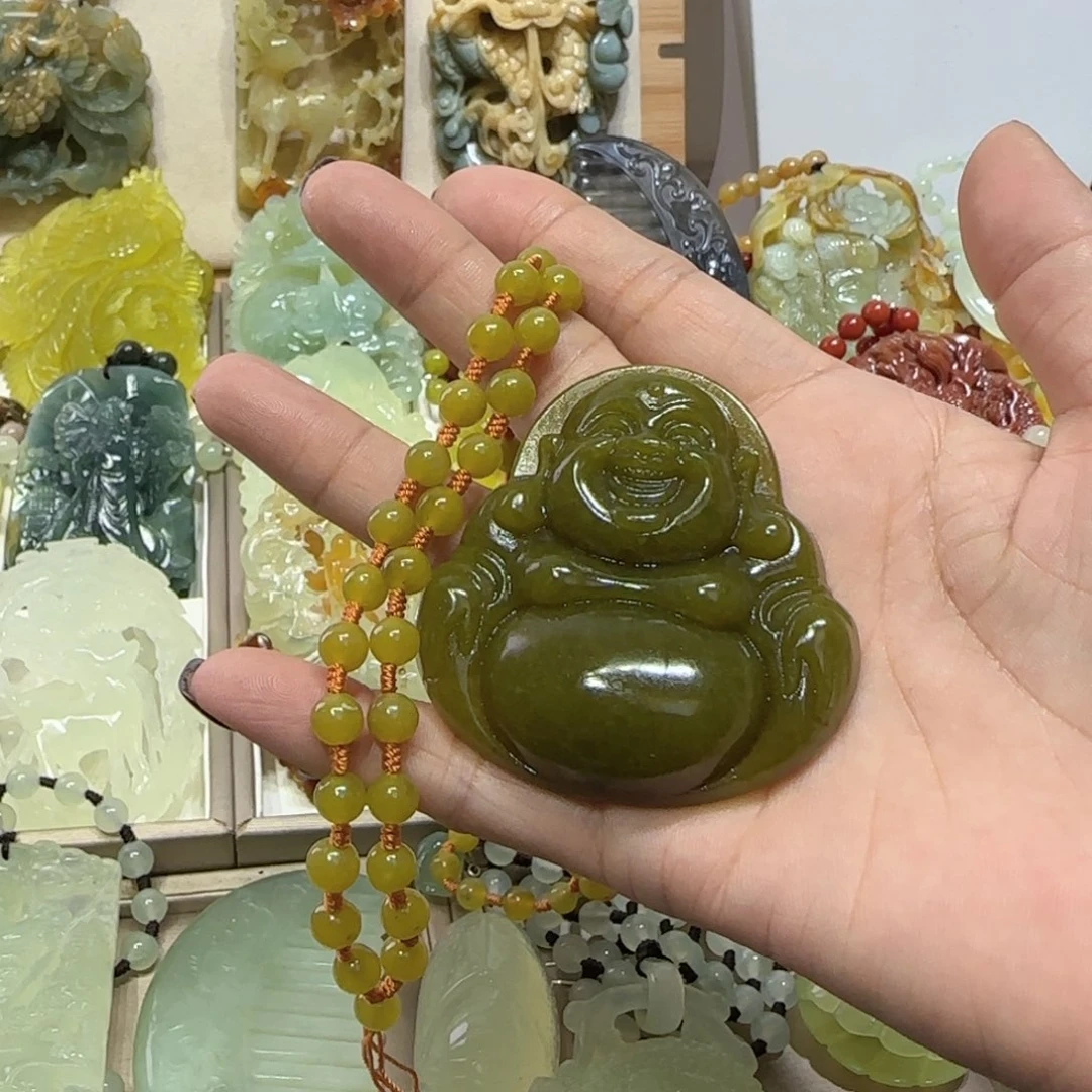 未镶嵌蛇纹石玉吊坠
