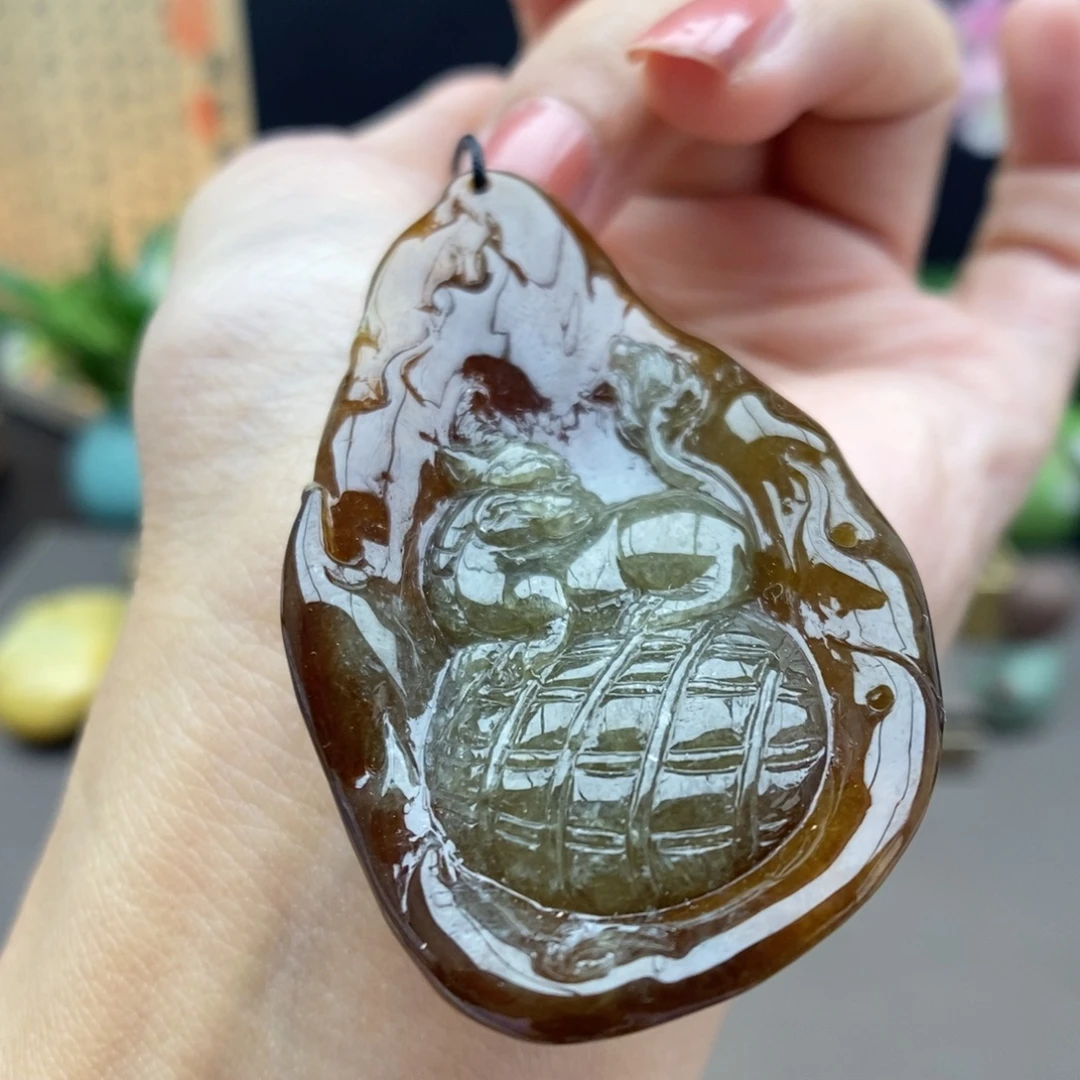 翡翠未镶嵌颈饰吊坠68