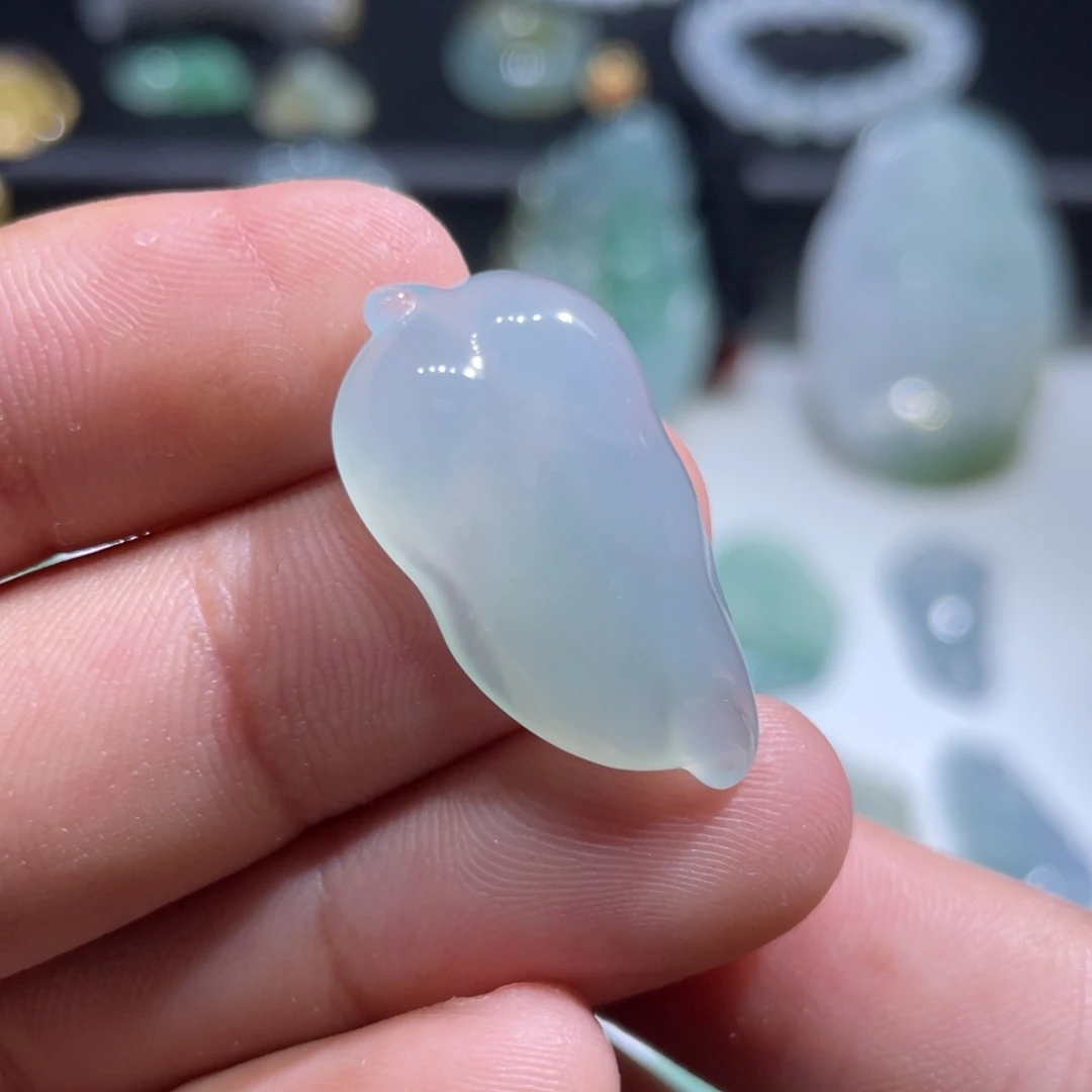 颈饰未镶嵌翡翠随形叶子