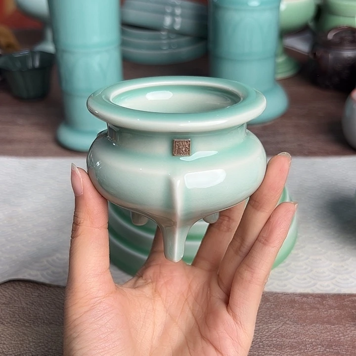 龙泉云间青瓷小米茶器