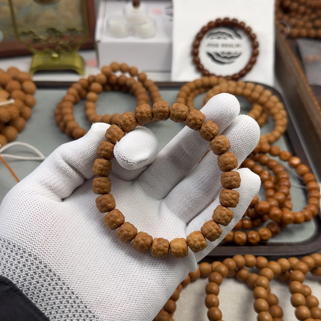 猴头核桃手串瑕疵黑点练手纯手工麒麟10+