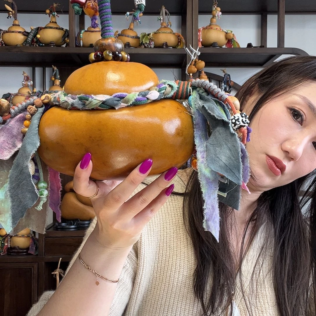 迪***+花皮钱袋子葫芦摆件