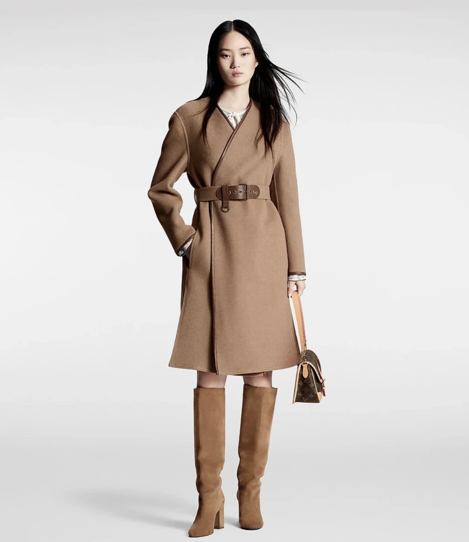 99新 LouisVuitton/路易威登 qq992 山羊绒 24ss拼皮V领大衣 34码