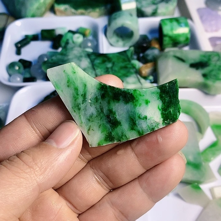 周***⁵翡翠散珠天然翡翠A货挂件