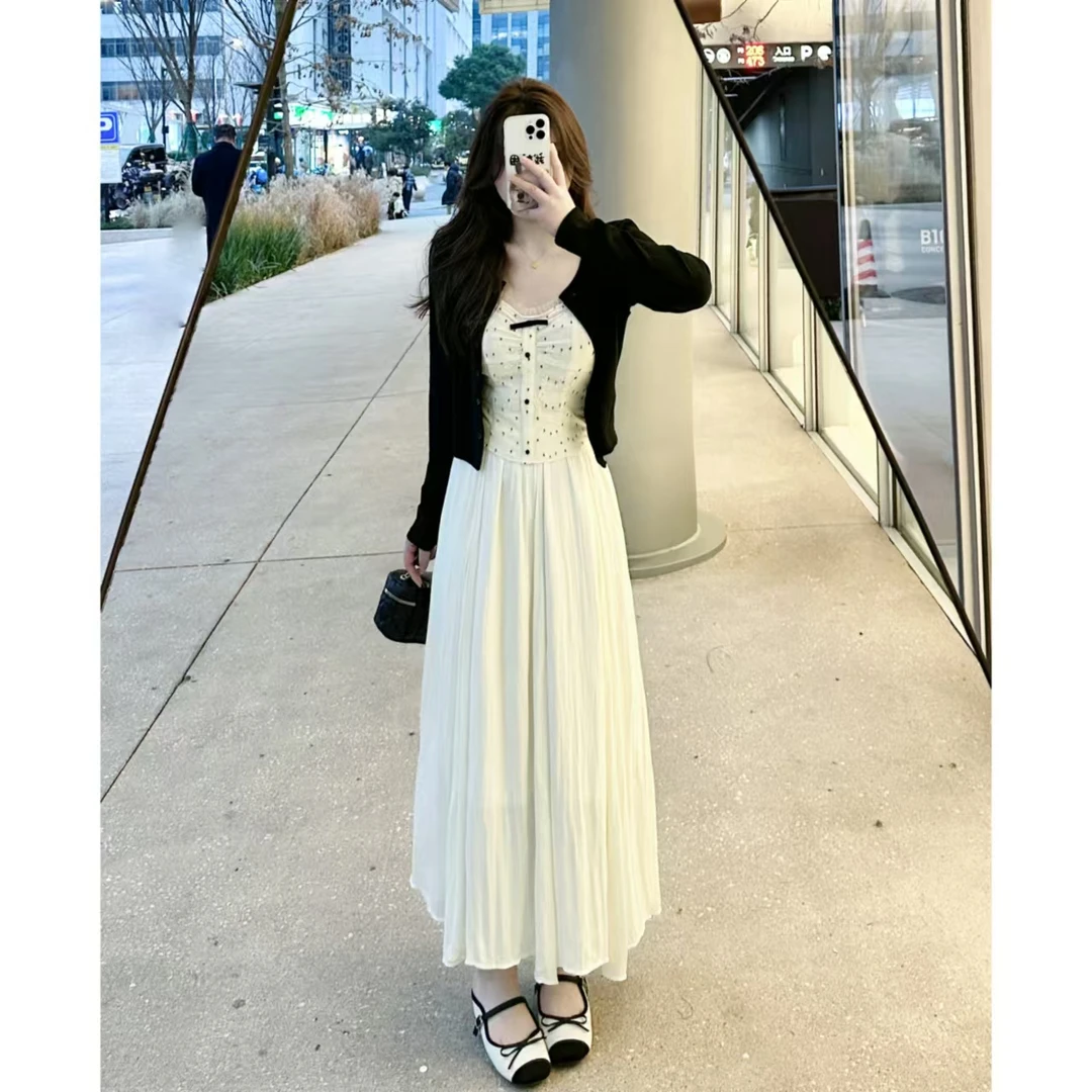 【MuMu】黑色百搭外搭开衫外套WP9454+杏色法式吊带背心wp9373