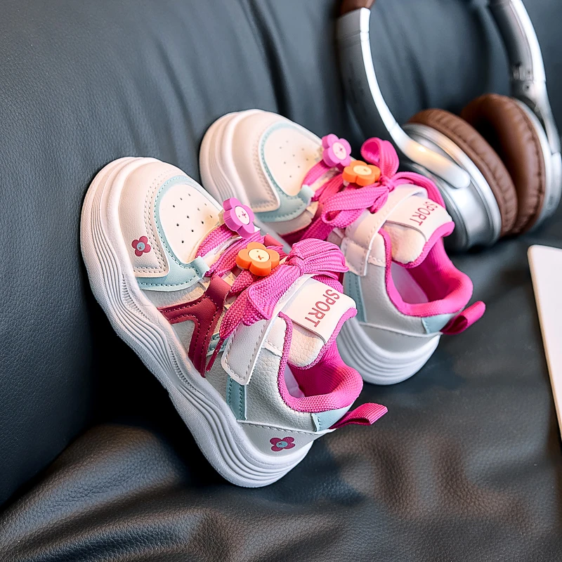 女童板鞋春秋新款中小童休闲跑步鞋宝宝小白鞋1-3-6岁男童运动鞋