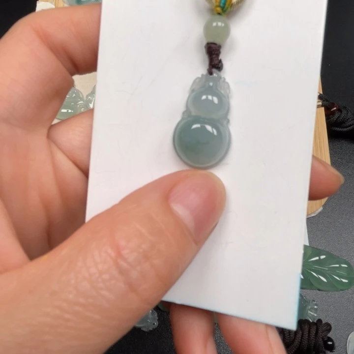 翡翠未镶嵌吊坠(不含链)翡翠