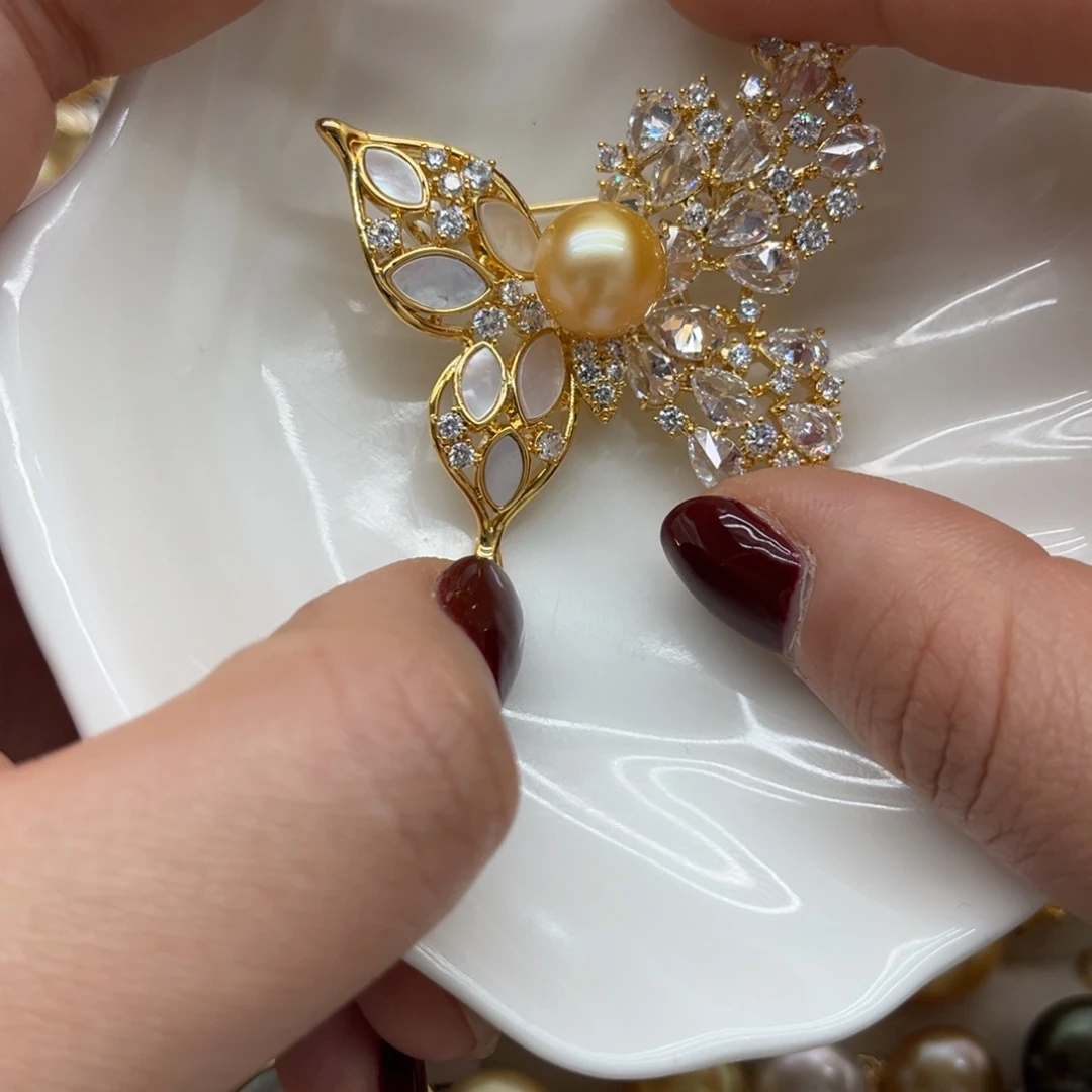 合金胸针海水珍珠