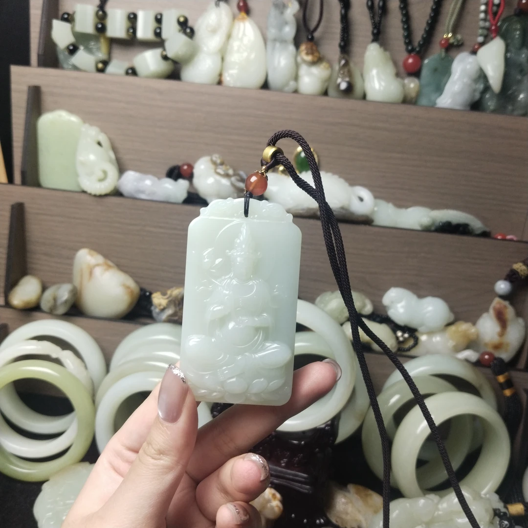 天然正品和田玉普贤菩萨精美