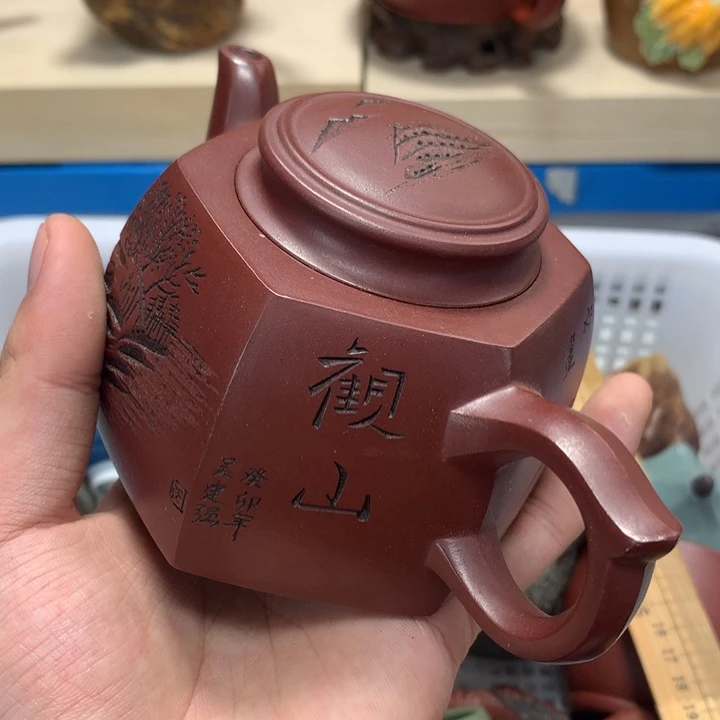 瓷片清仓哈更哈哈哈哈哈