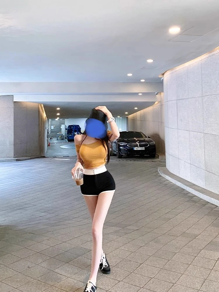 向晚·舒适节奏黑色假两件休闲短裤女百搭辣妹显瘦热裤子