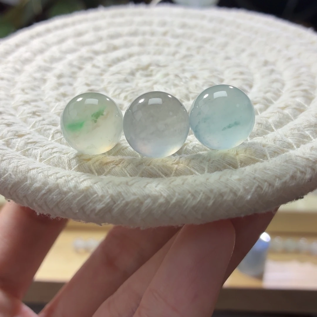 定制翡翠未镶嵌大卡意境珠