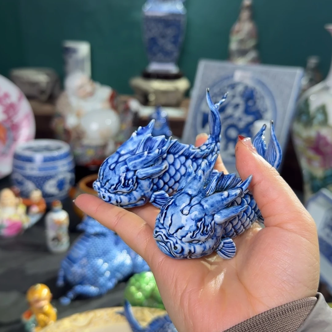 瓷片【**】2只龙鱼青花的