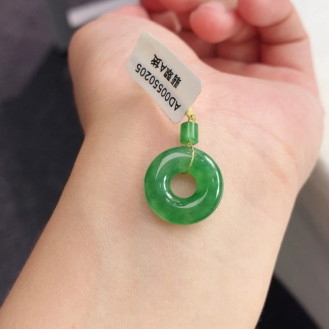 翡翠未镶嵌戒指甜甜圈