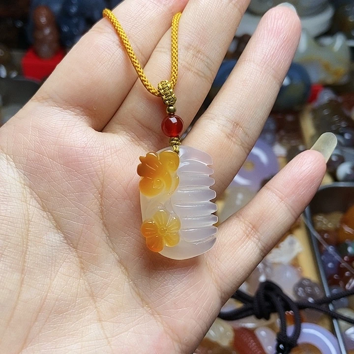 未镶嵌颈饰玛瑙/玉髓