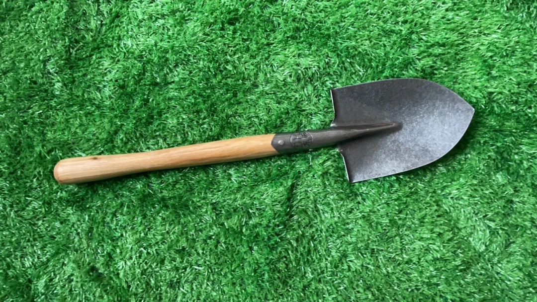 猛钢园艺户外铲结实耐用的工具【桦木杆】