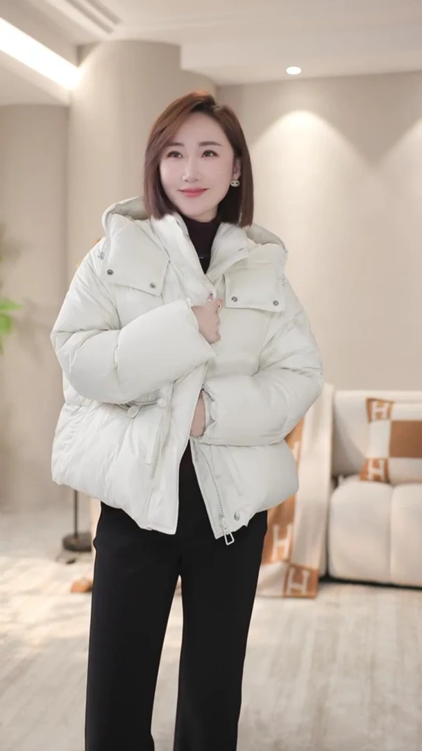 90白鹅绒连帽羽绒服女冬季新款超轻加厚小个子泡芙外套HN052-8855