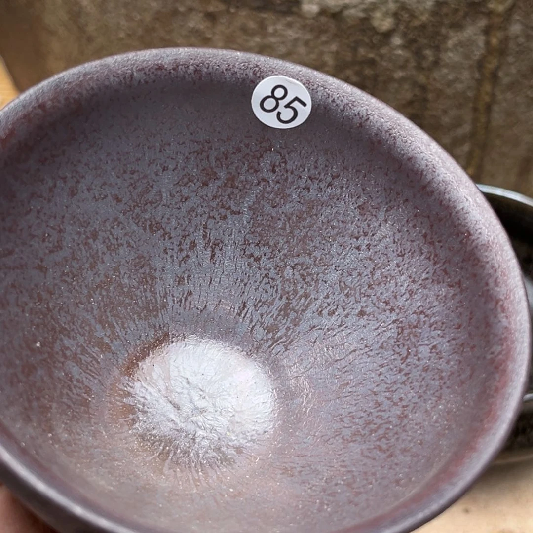 茶盏义兴龙窑坚持真柴烧落灰烧