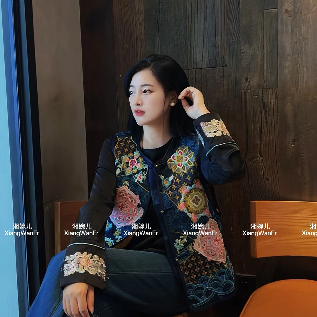 2025秋新款『时来运转』新中式国风圆领精致百搭高级刺绣款马甲女