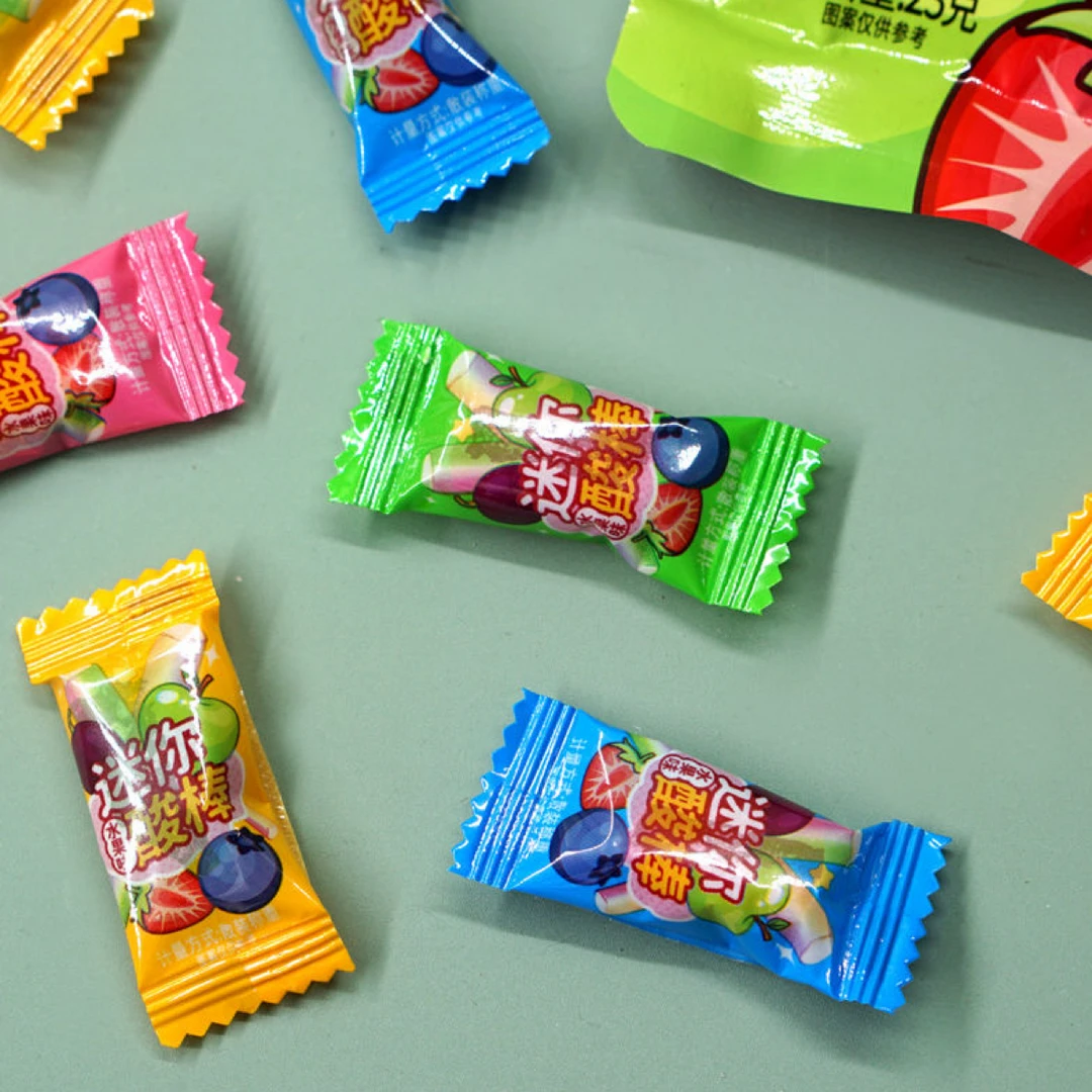 潮铠星迷你酸棒糖果休闲零食节日彩虹酸糖xk