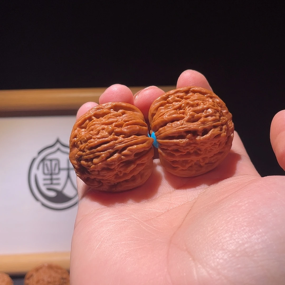 文玩核桃把件39镶底汉高楼