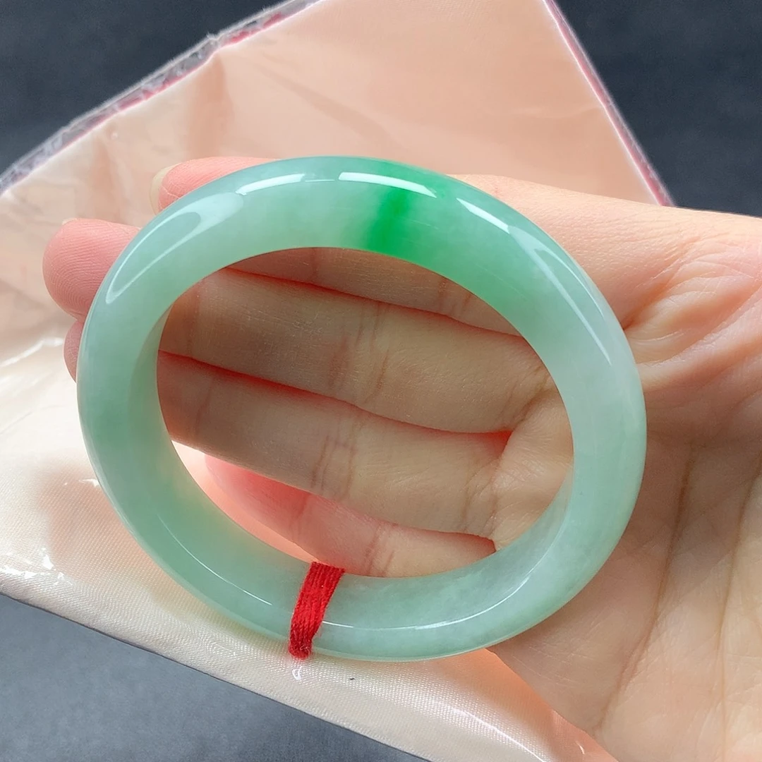 未镶嵌手镯翡翠（28号）