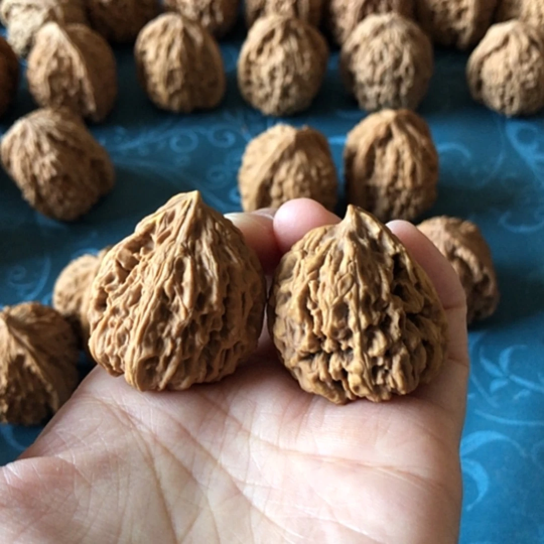 【闪购商品】文玩核桃把件倆***事一代将有黄异形