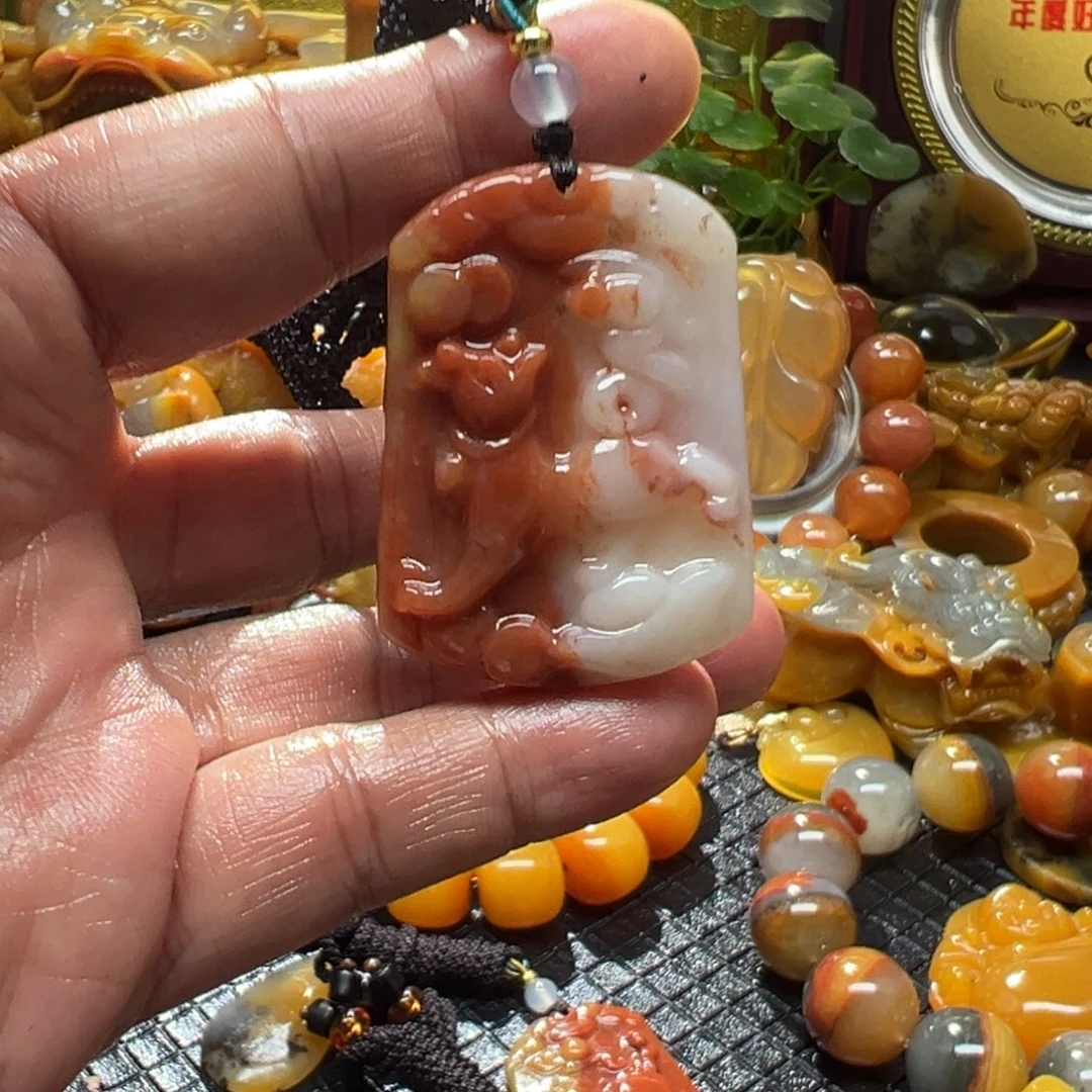 石英质玉未镶嵌颈饰