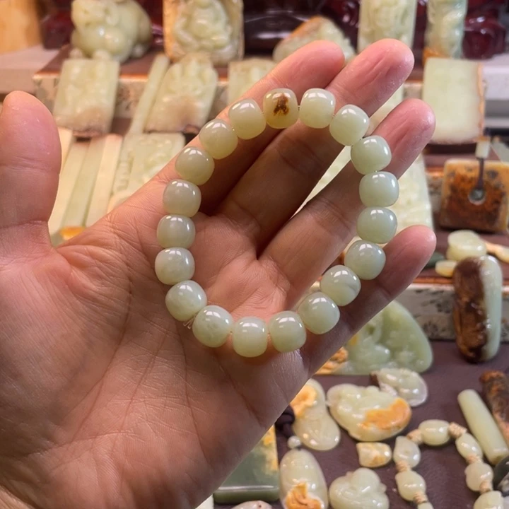 岫岩河磨玉（透闪石质玉）未镶嵌颈饰