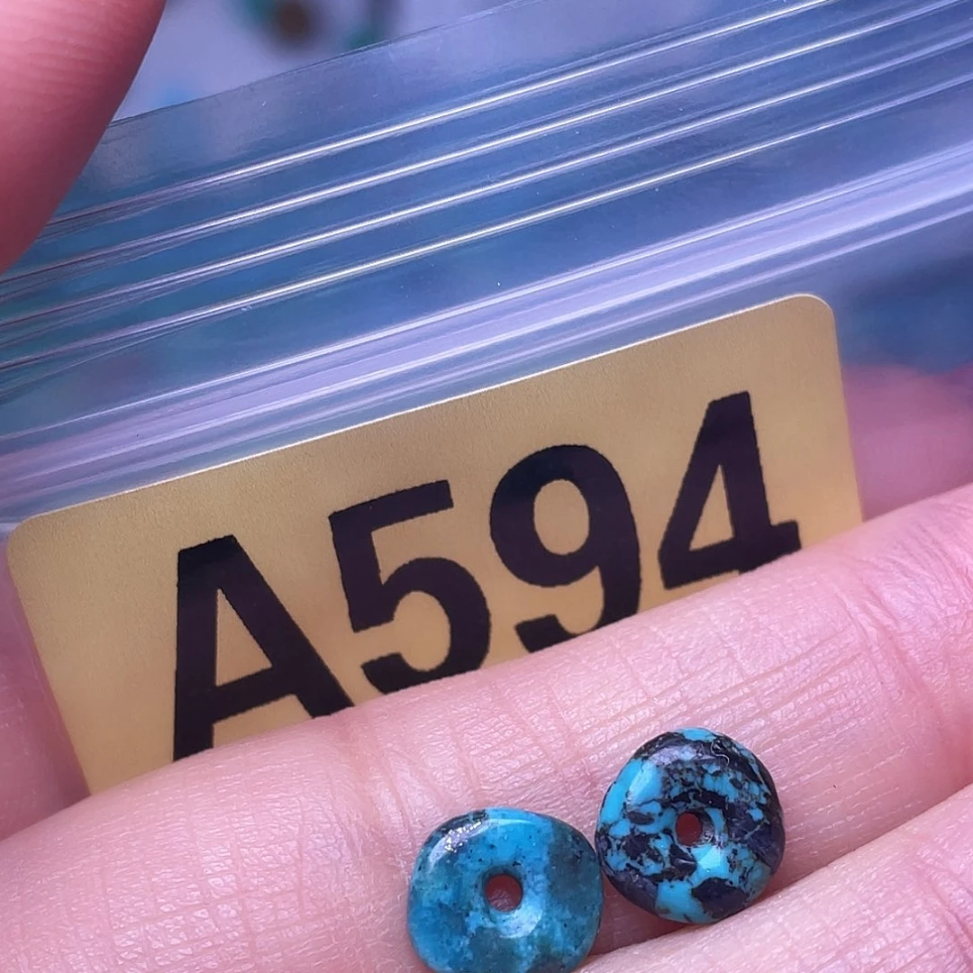 十堰原生态绿石头特色手工配饰