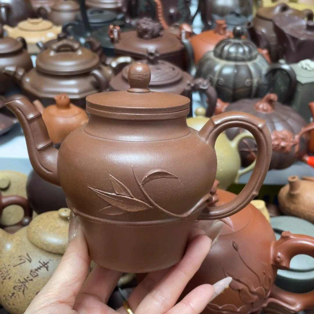 底槽青茶壶紫砂艺术作品