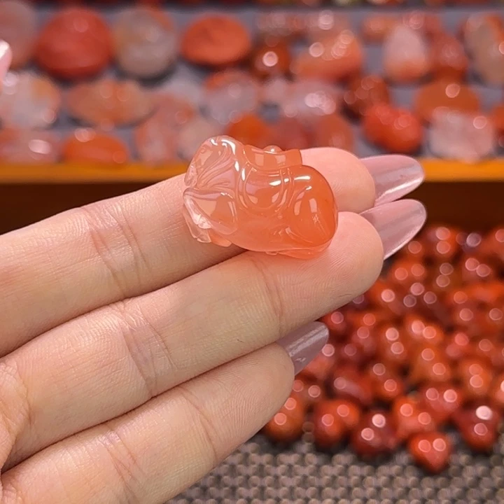 南红玛瑙未镶嵌牌子唐马