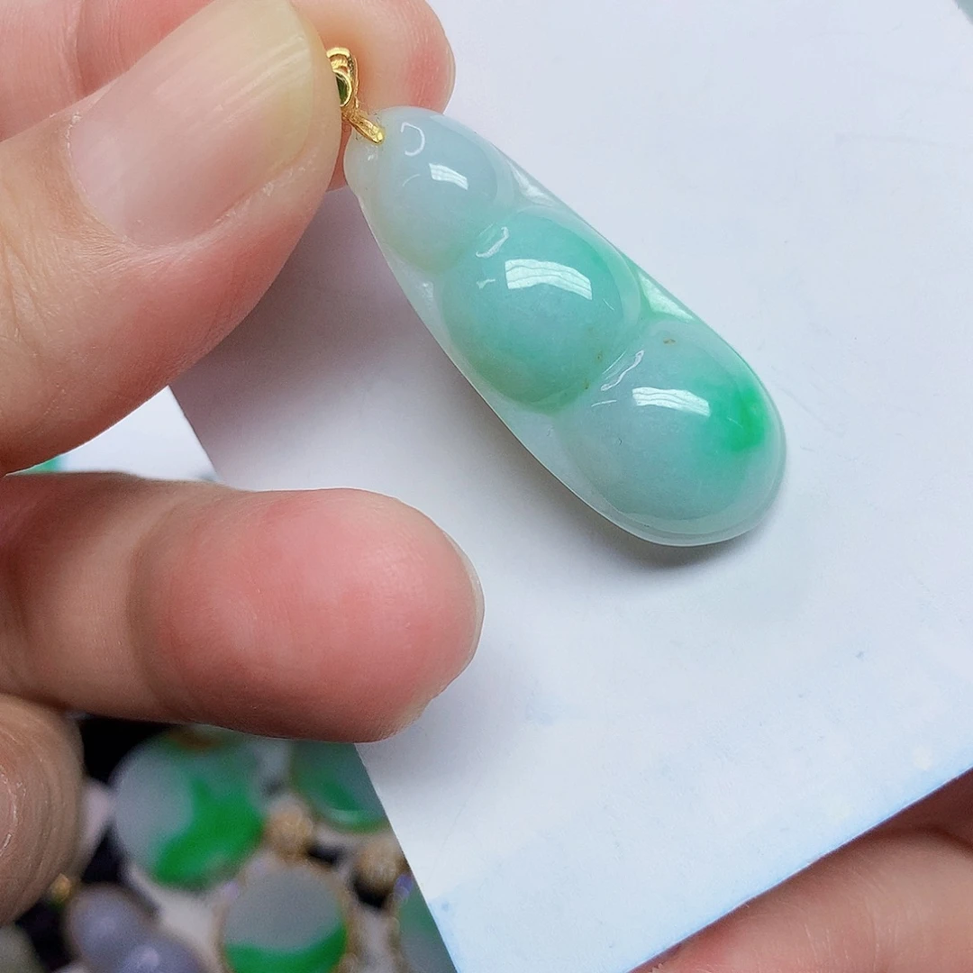 翡翠未镶嵌颈饰456778