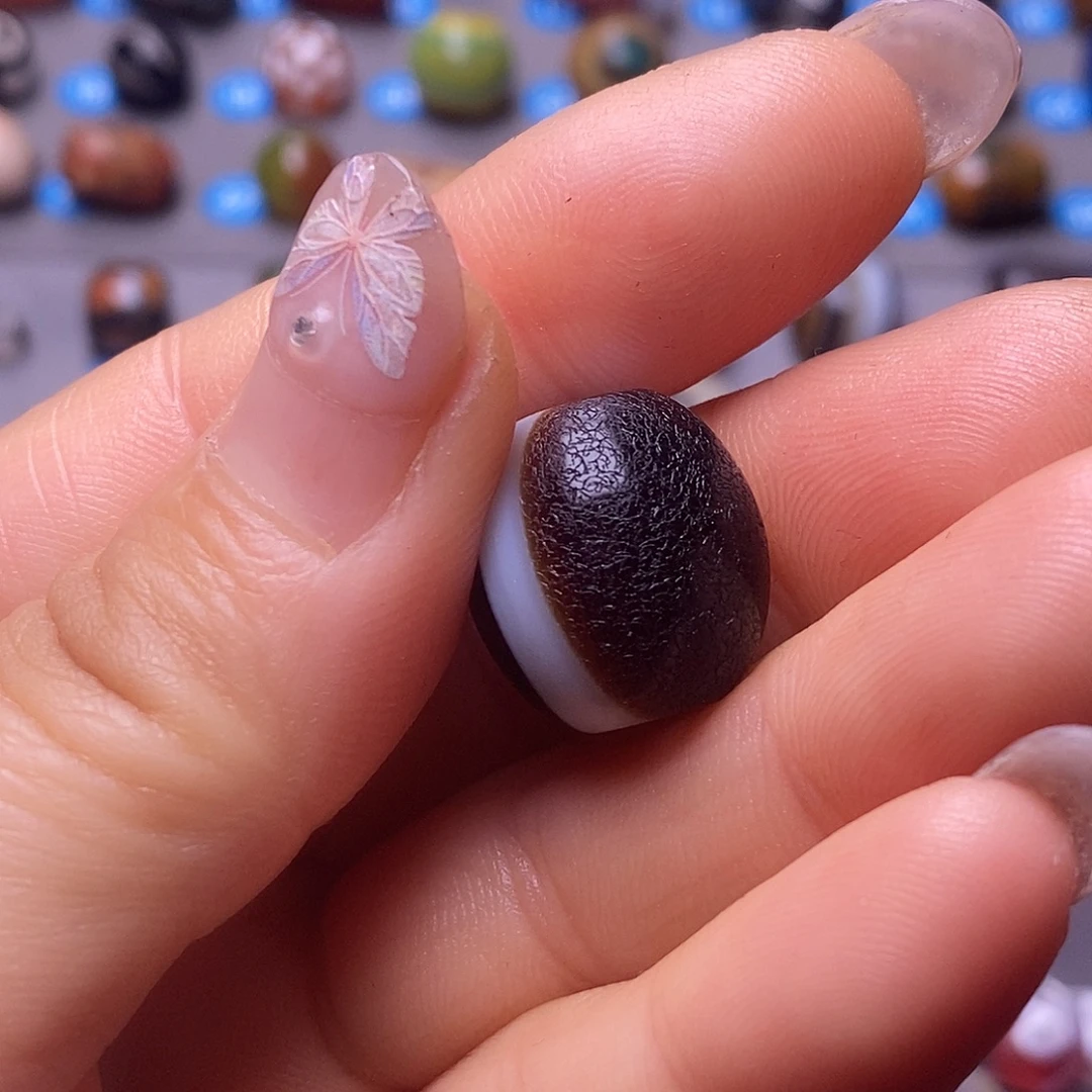 大***滴玛瑙/玉髓未镶嵌颈饰