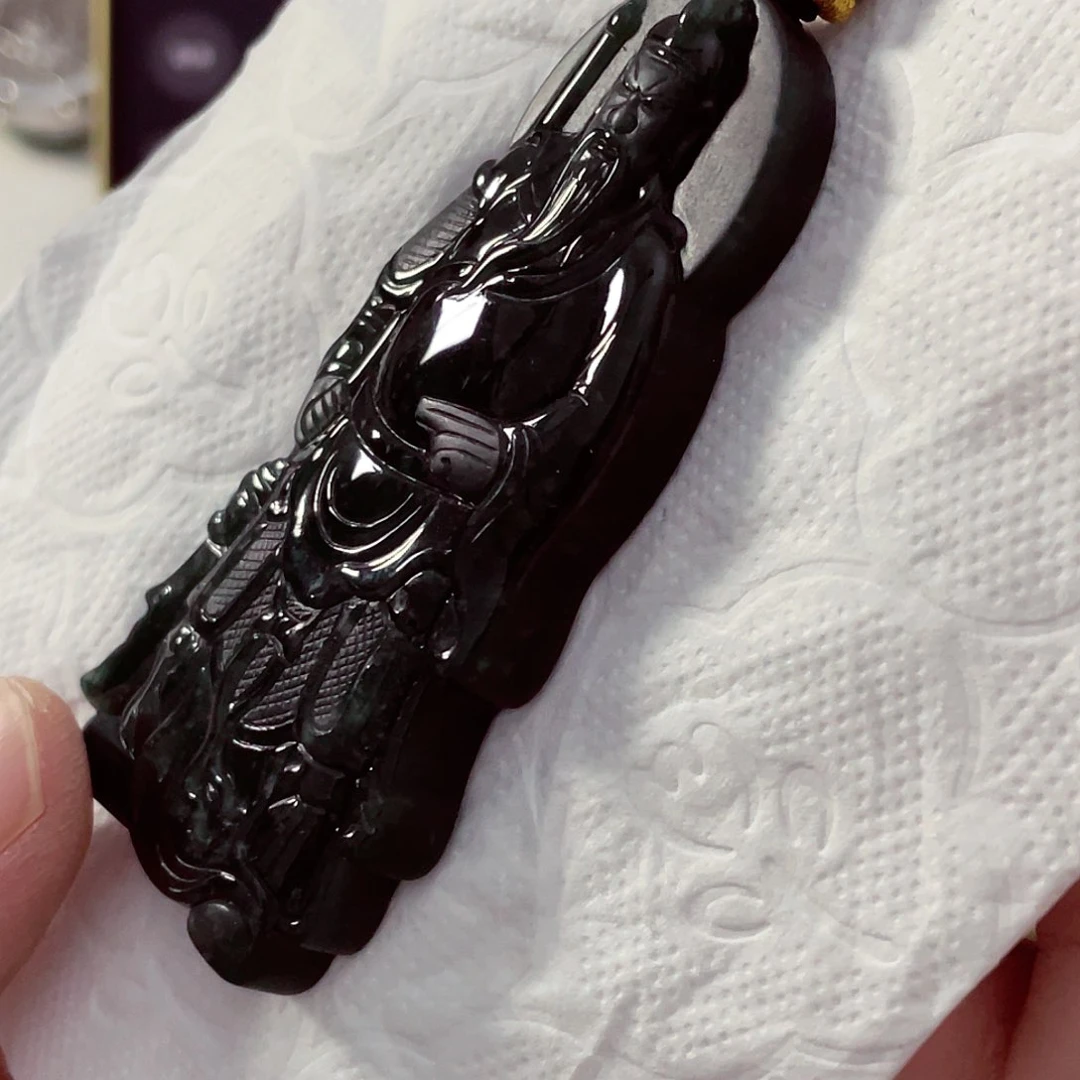 翡翠未镶嵌颈饰江*先检后发一物一证