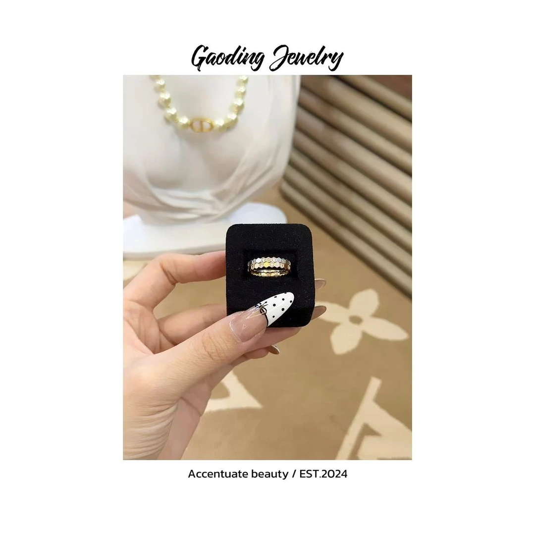 《诺语》围巾气质轻奢简约个性蜂巢无钻半钻围巾S19S20S25