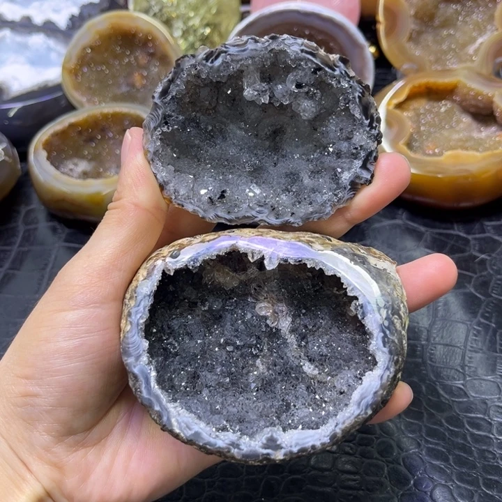 未镶嵌发饰水晶黑晶盆