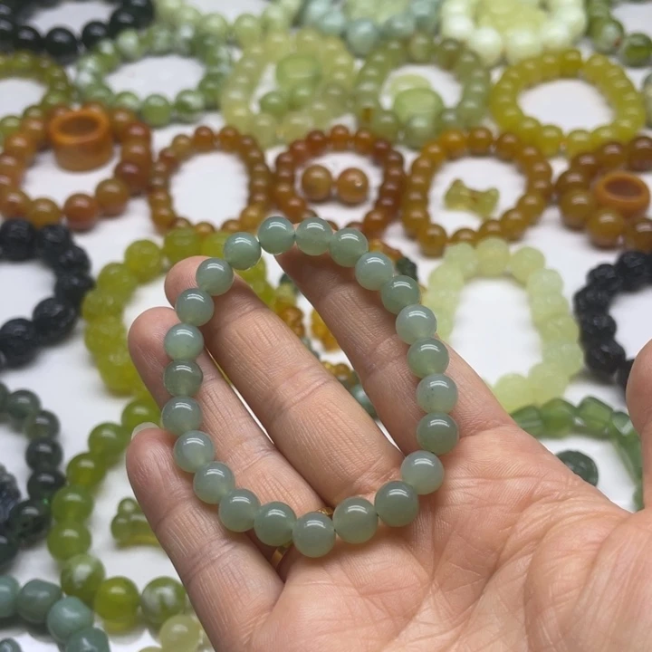 蛇纹石玉手串未镶嵌