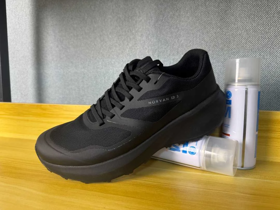 LD3四季防水户外通勤休闲徒步碳板软弹支撑运动百搭舒适越野跑鞋